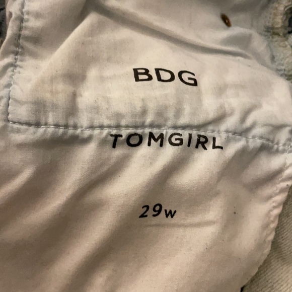 BDG Mid Rise Denim Shorts - Picture 3 of 3